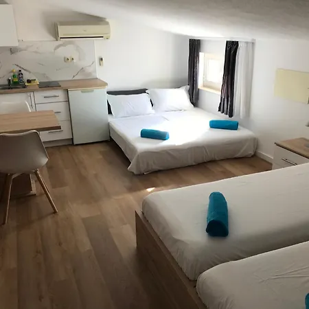 Deep Blue Sea View Apartment